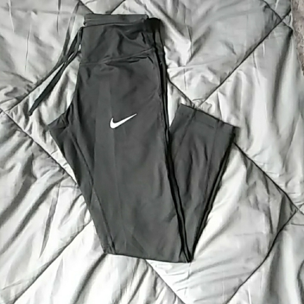 XS Dri-Fit 3/4 leggings